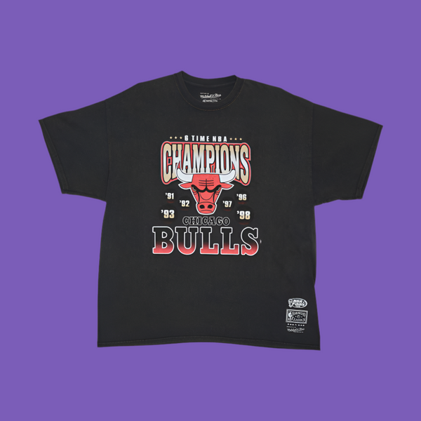 Mitchell & Ness Chicago Bulls Vintage Champions Tee